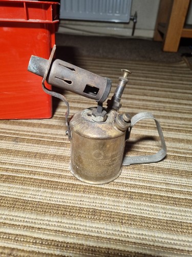 Rare blow torch - /, lamp